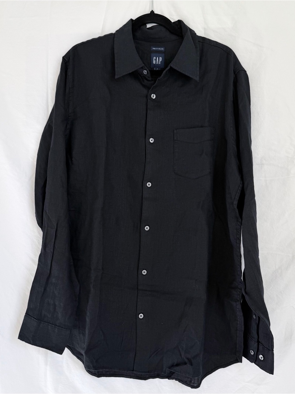 GAP Men's Black 100% Line Long Sleeve Button-Up Shirt with Chest Pocket